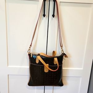 Arcadia black patent leather handbag Excellent condition!! Made In Italy.